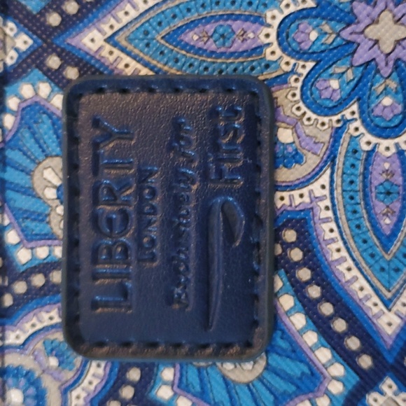 Liberty of London x British Airways First Class Amenity Kit Travel Bag - Picture 2 of 5